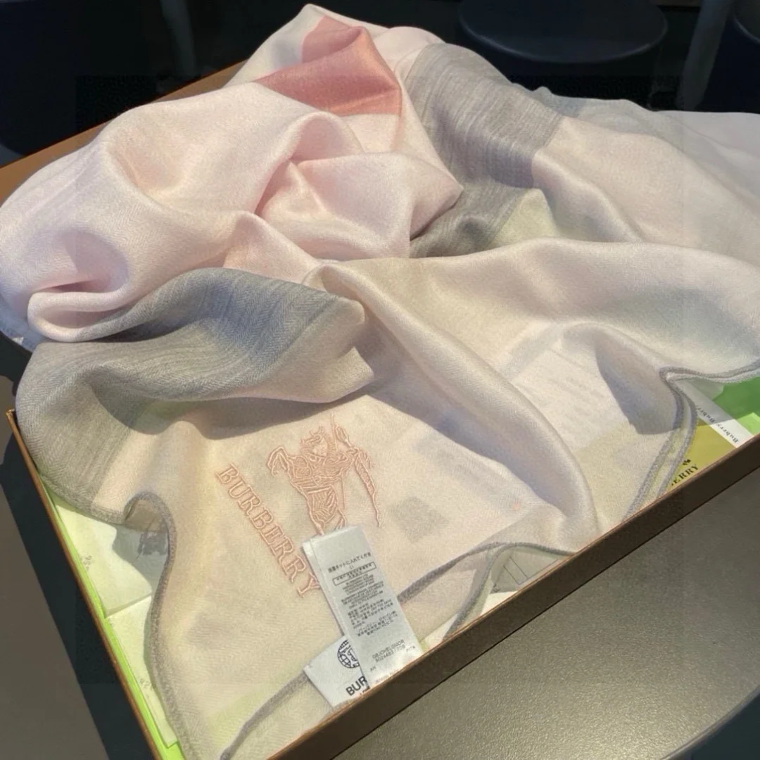 Burberry Scarf — Image 6