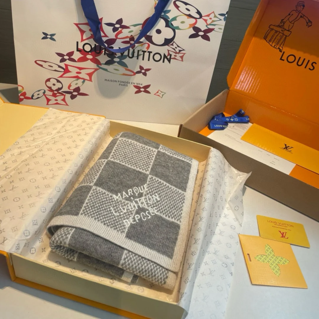 Louis Vuitton Scarf — Image 4