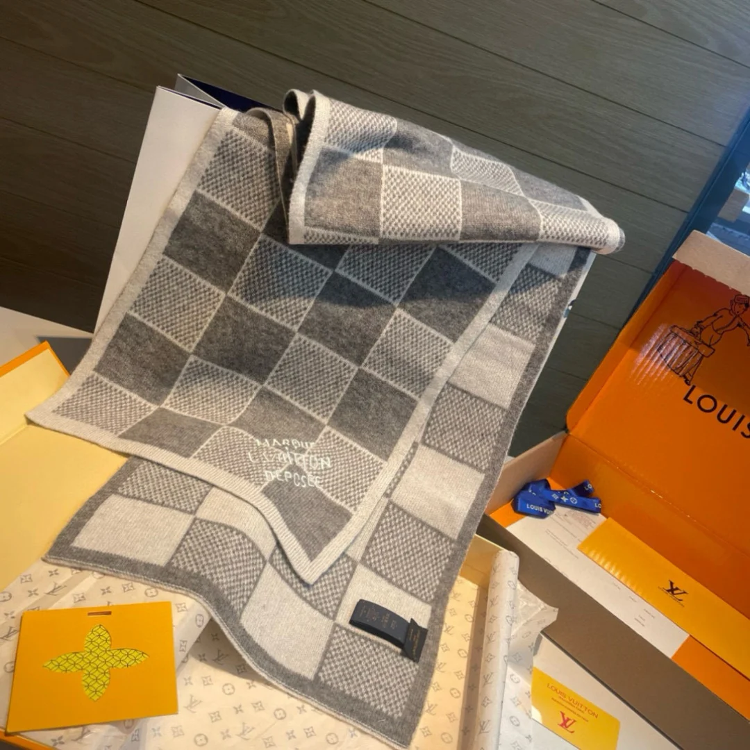 Louis Vuitton Scarf — Image 6