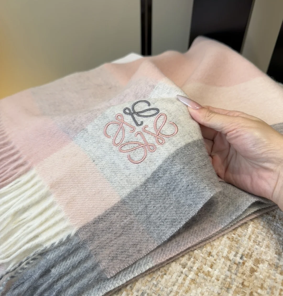Loewe Scarf — Image 6