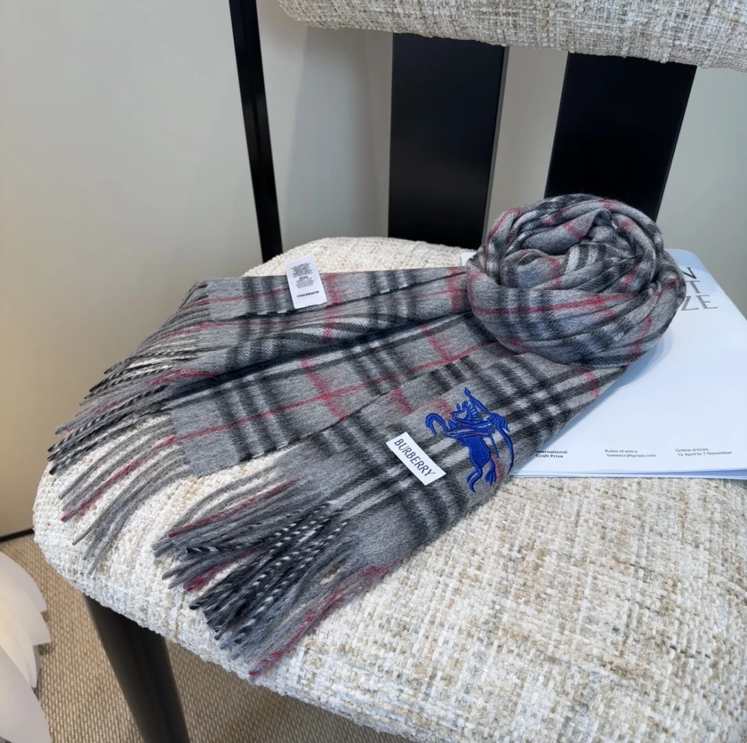 Burberry Scarf — Image 8