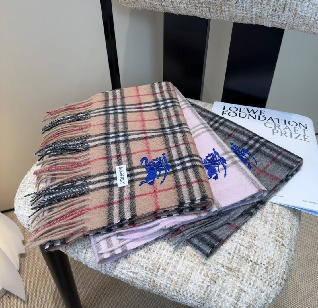 Burberry Scarf — Image 11