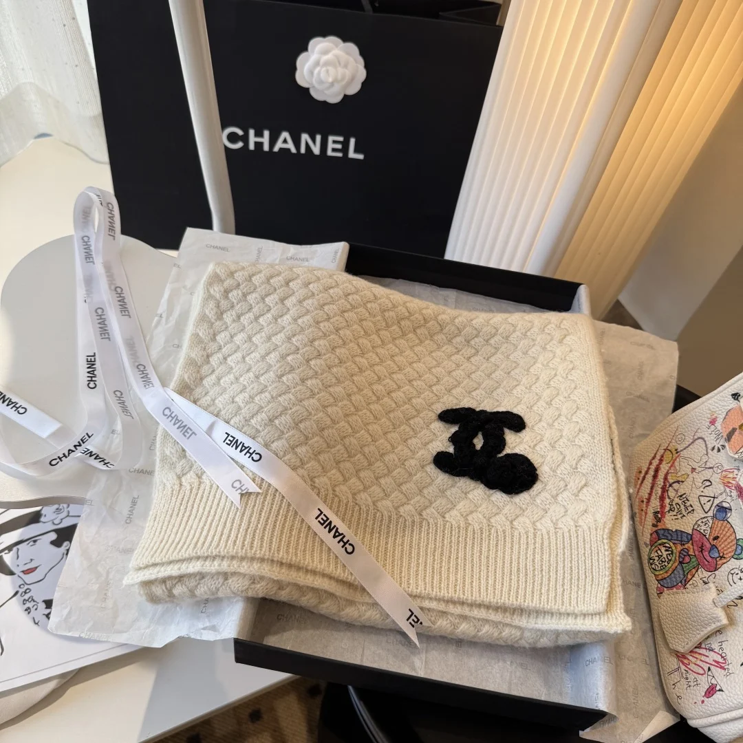 Scarf — Image 3