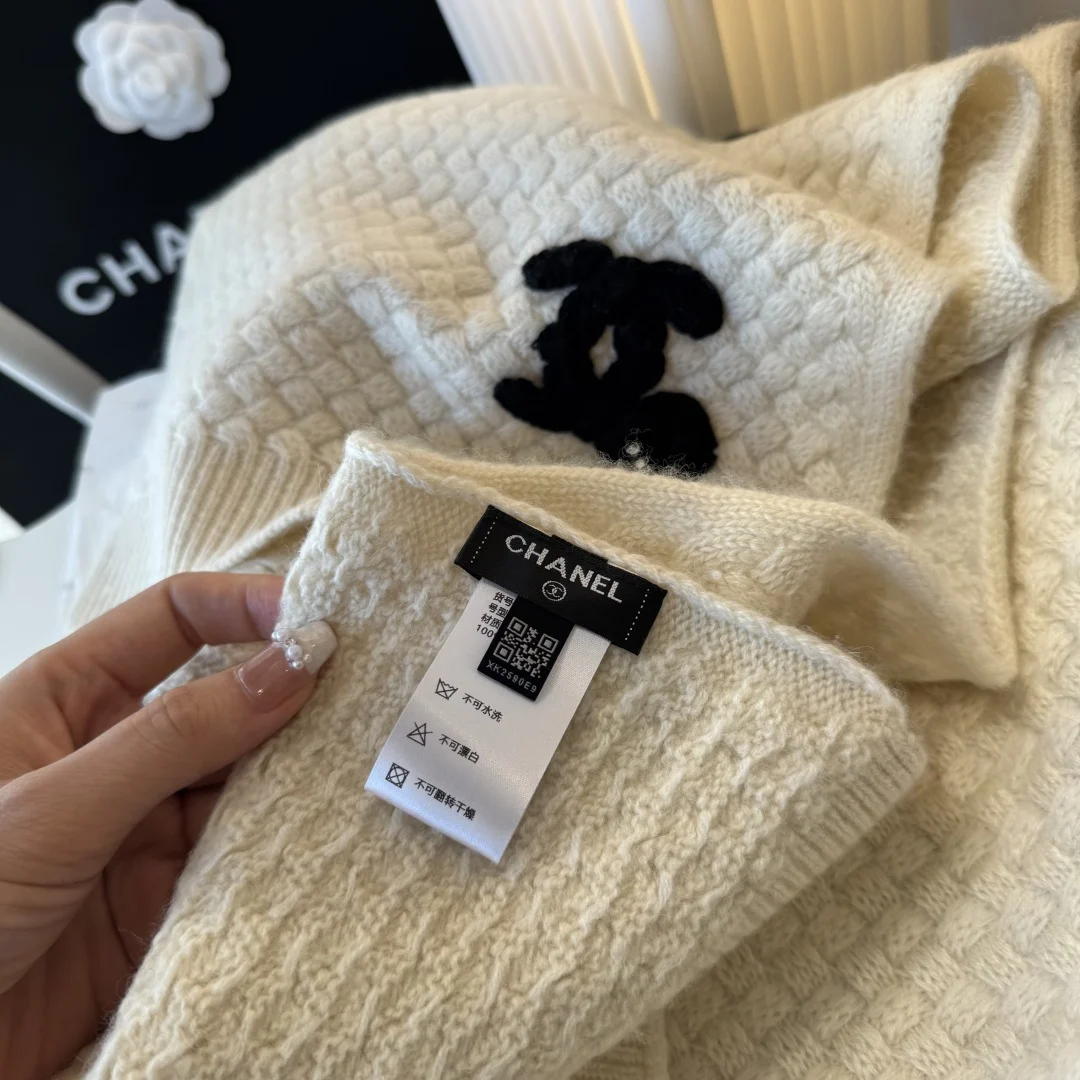 Scarf — Image 5