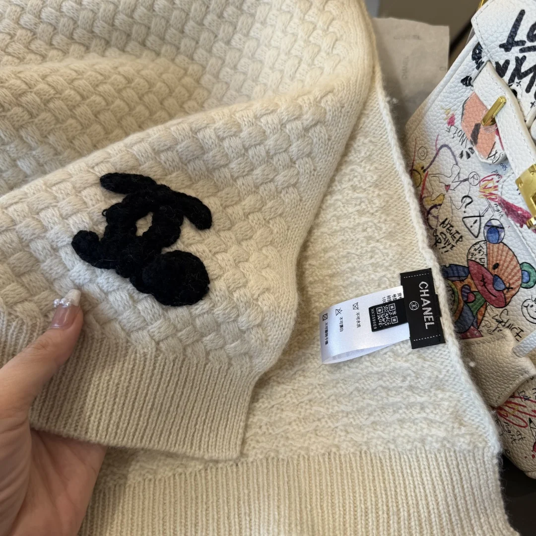 Scarf — Image 6