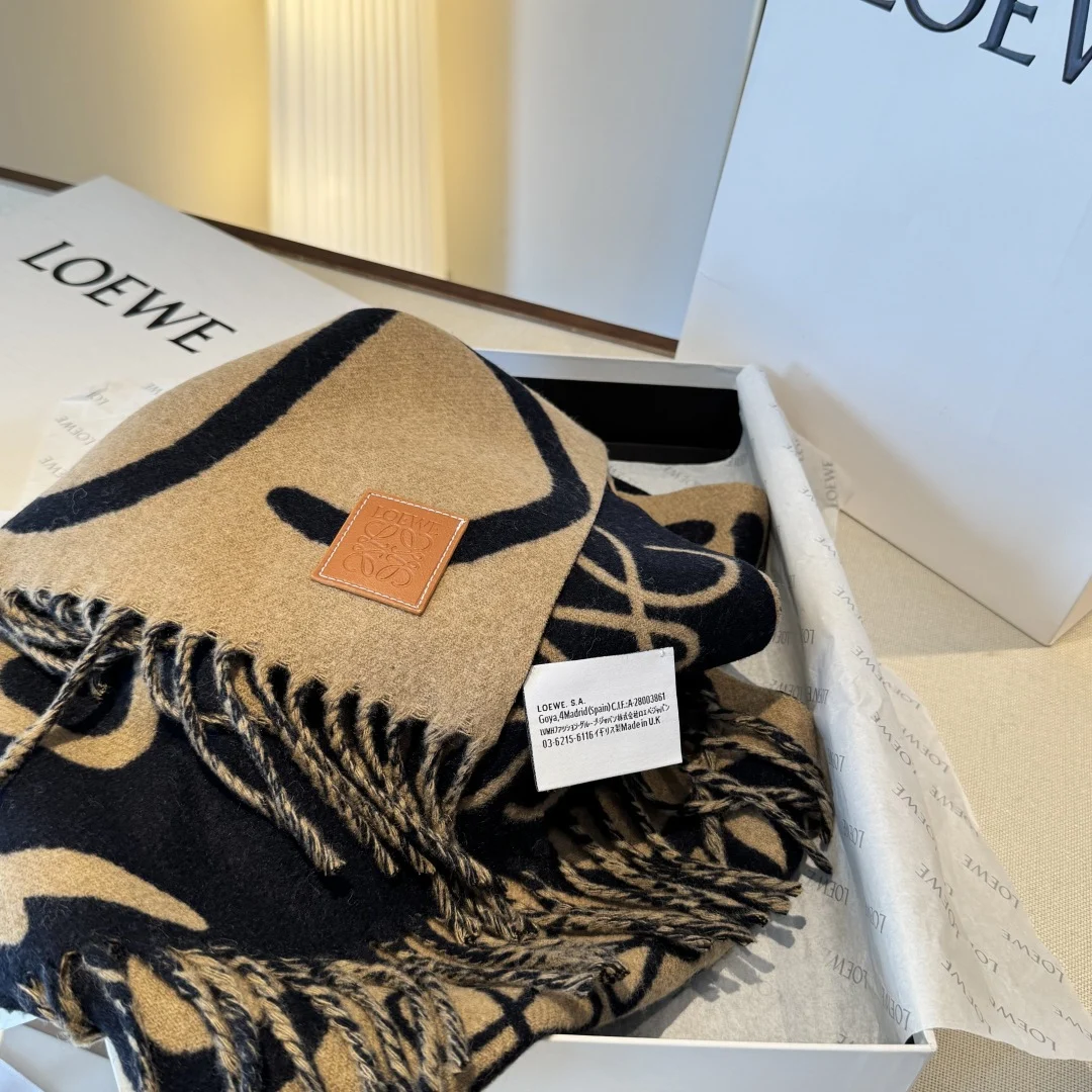 Loewe Anagram Scarf — Image 4