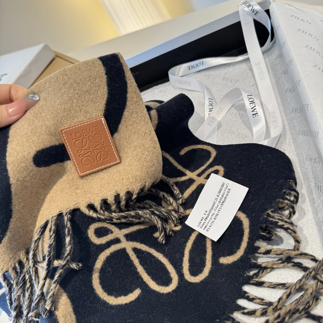 Loewe Anagram Scarf — Image 7
