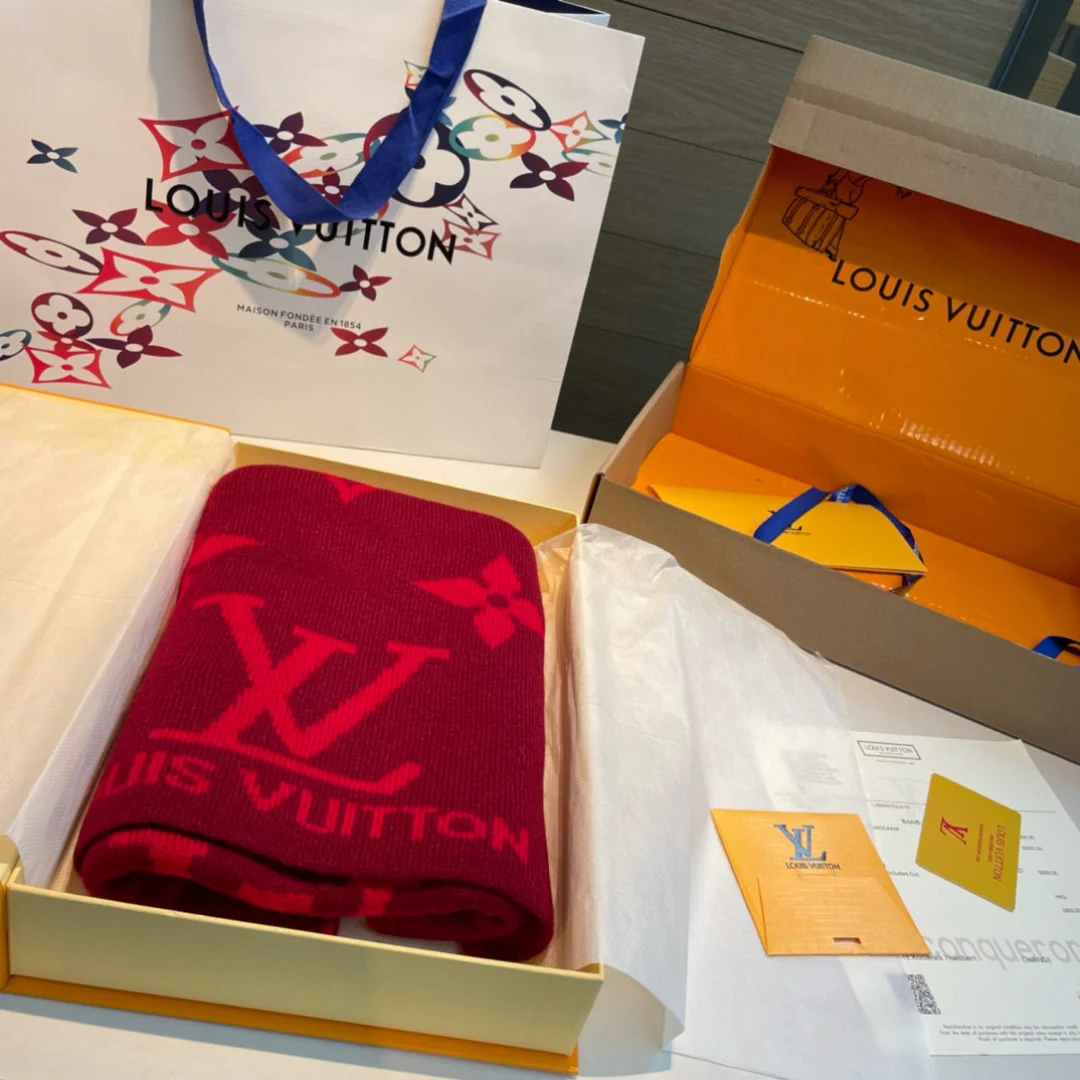 Louis Vuitton Scarf — Image 2