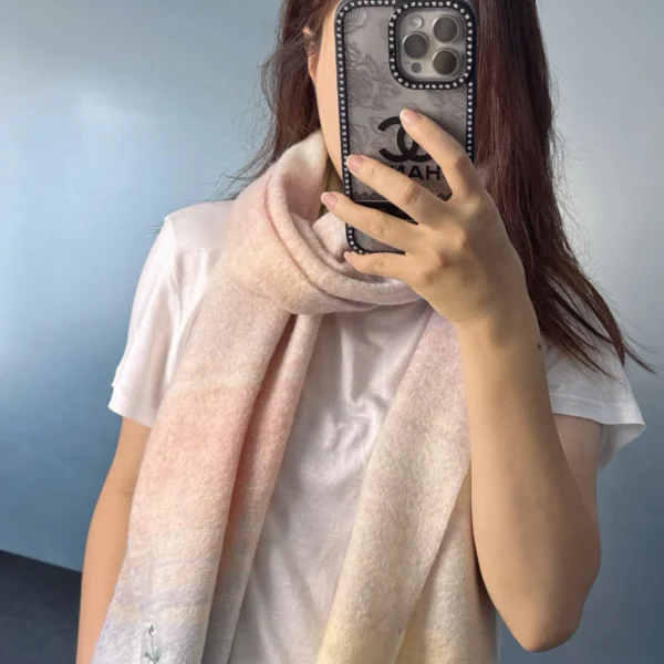 Loewe Scarf — Image 1