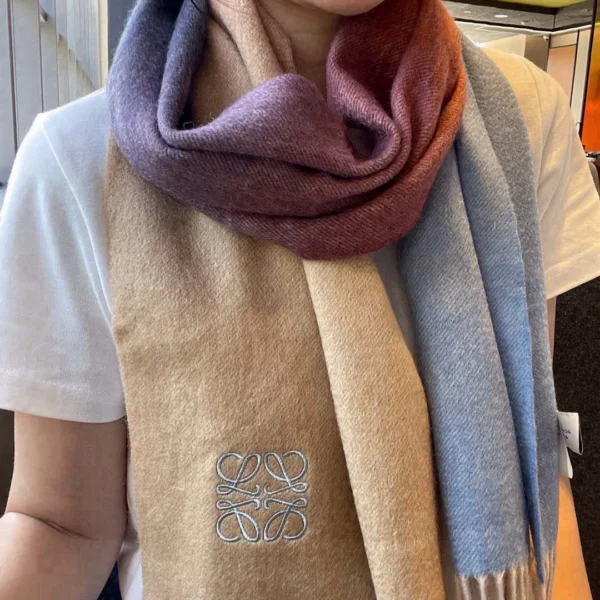 Loewe Scarf — Image 1