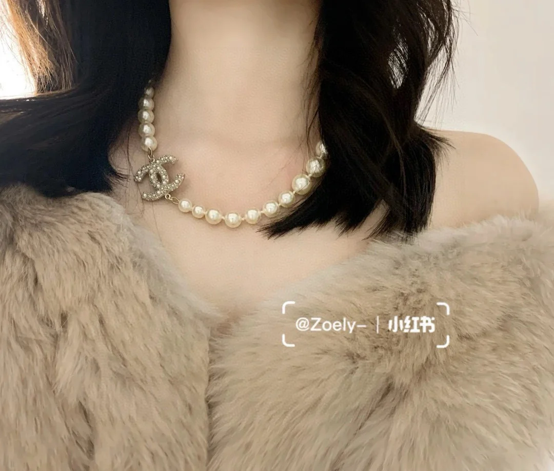 Necklace — Image 4