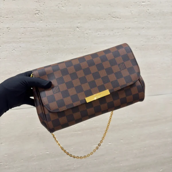 Louis Vuitton Shoulder Bag — Image 1