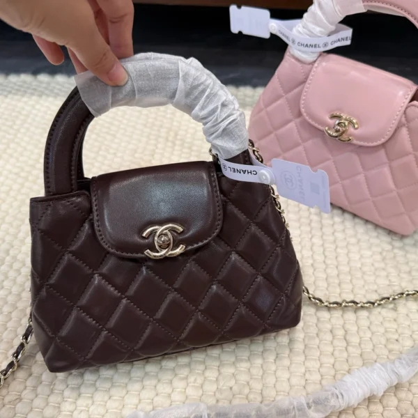 Chanel Kelly Handbag — Image 1