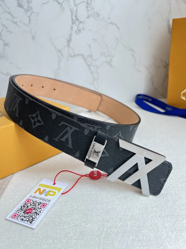 Louis Vuitton Belt | Ref 205421