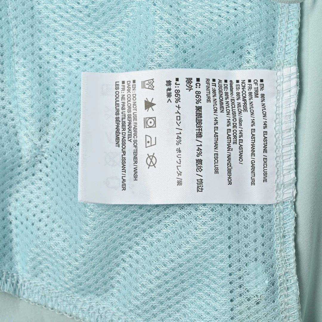Arc'teryx Unisex Hoodie — Image 5