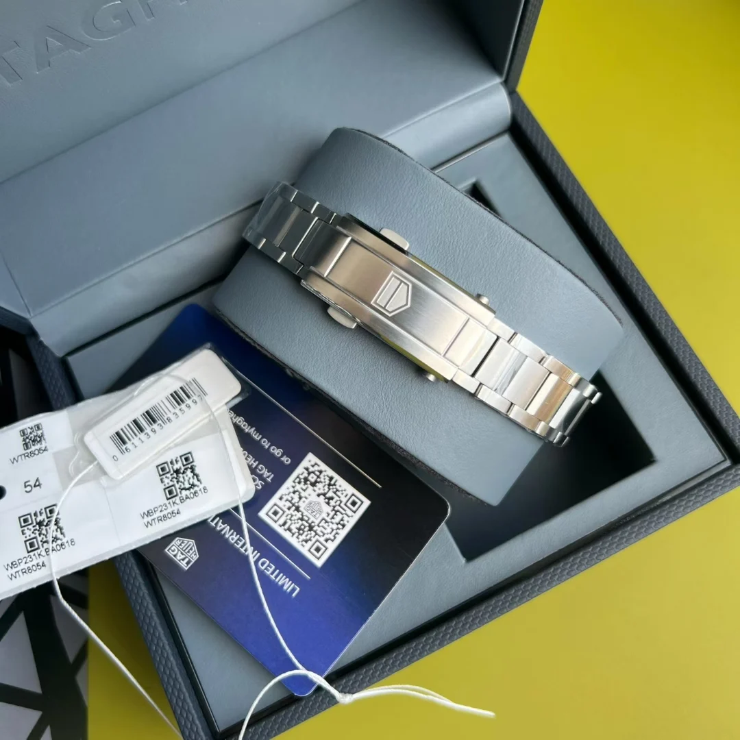 TAG Heuer Aquaracer Watch 36 mm — Image 8