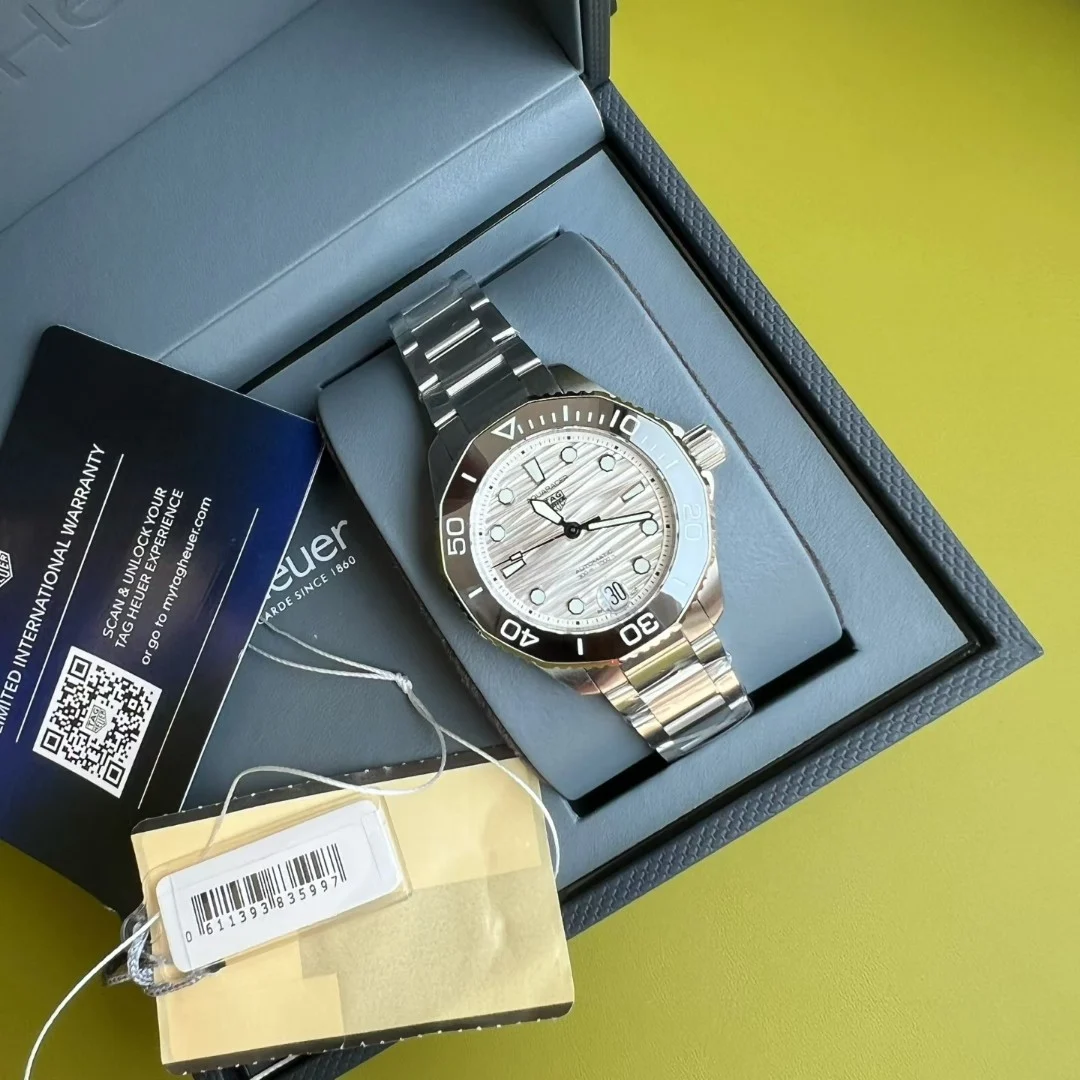 TAG Heuer Aquaracer Watch 36 mm — Image 4