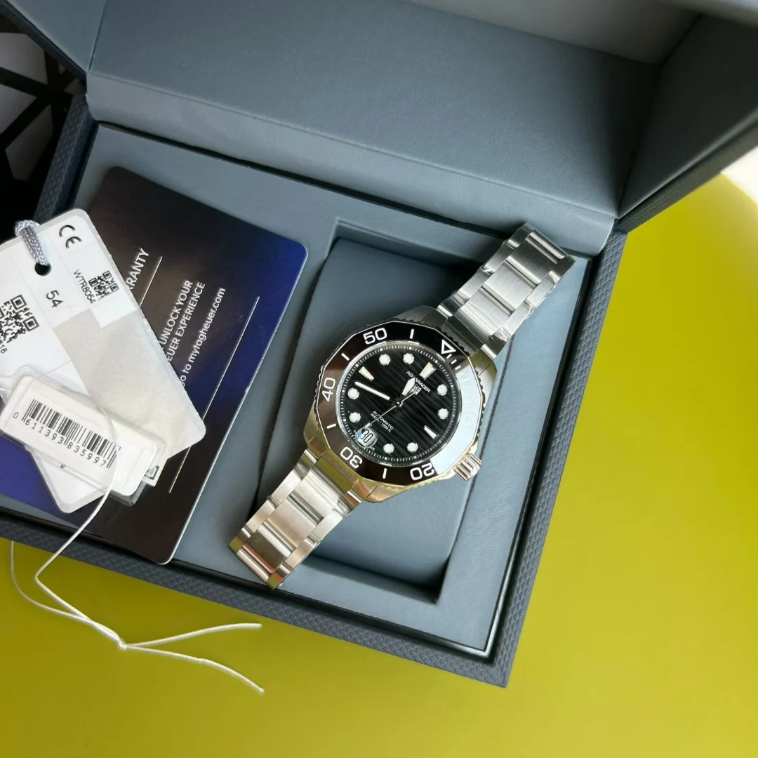 TAG Heuer Aquaracer Watch 36 mm — Image 6