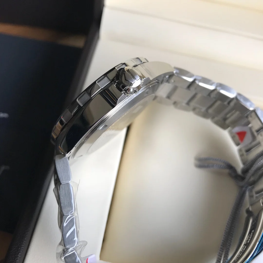 TAG Heuer Formula 1 Watch 41 mm — Image 8