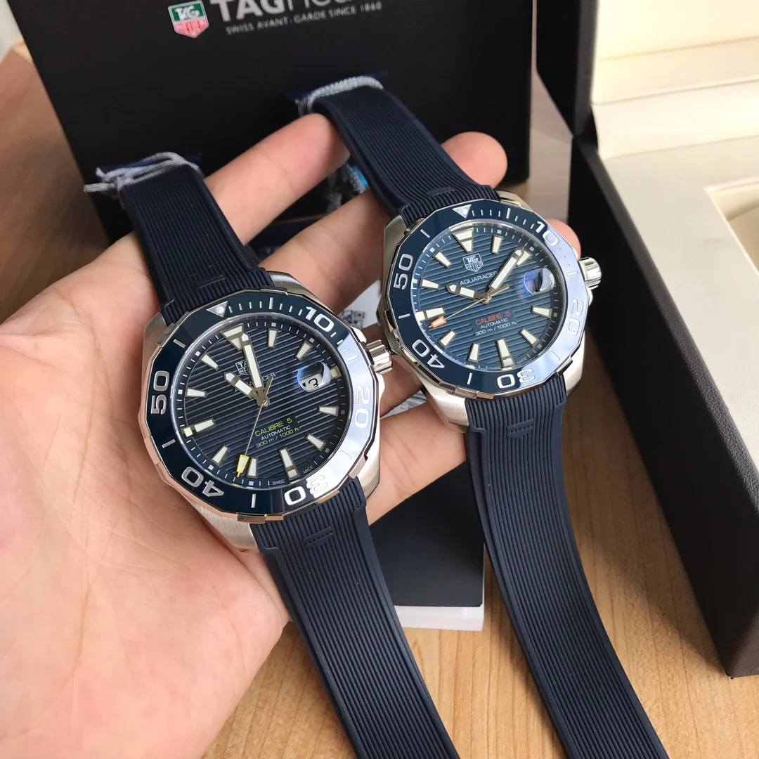 TAG Heuer Aquaracer Watch 43 mm — Image 9