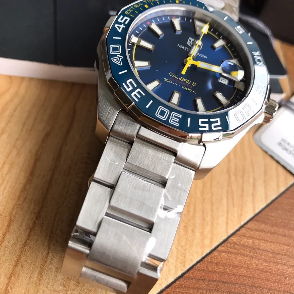 TAG Heuer Aquaracer Watch 43 mm — Image 5