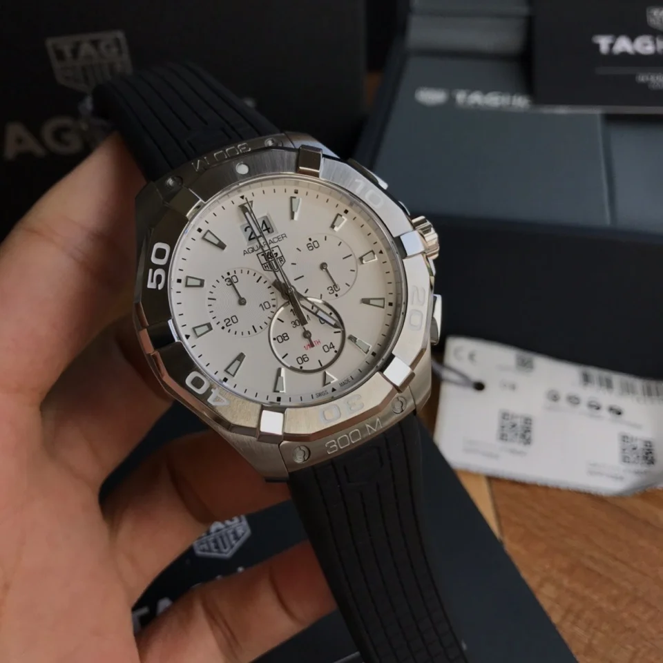 TAG Heuer Aquaracer Watch 43 mm — Image 3
