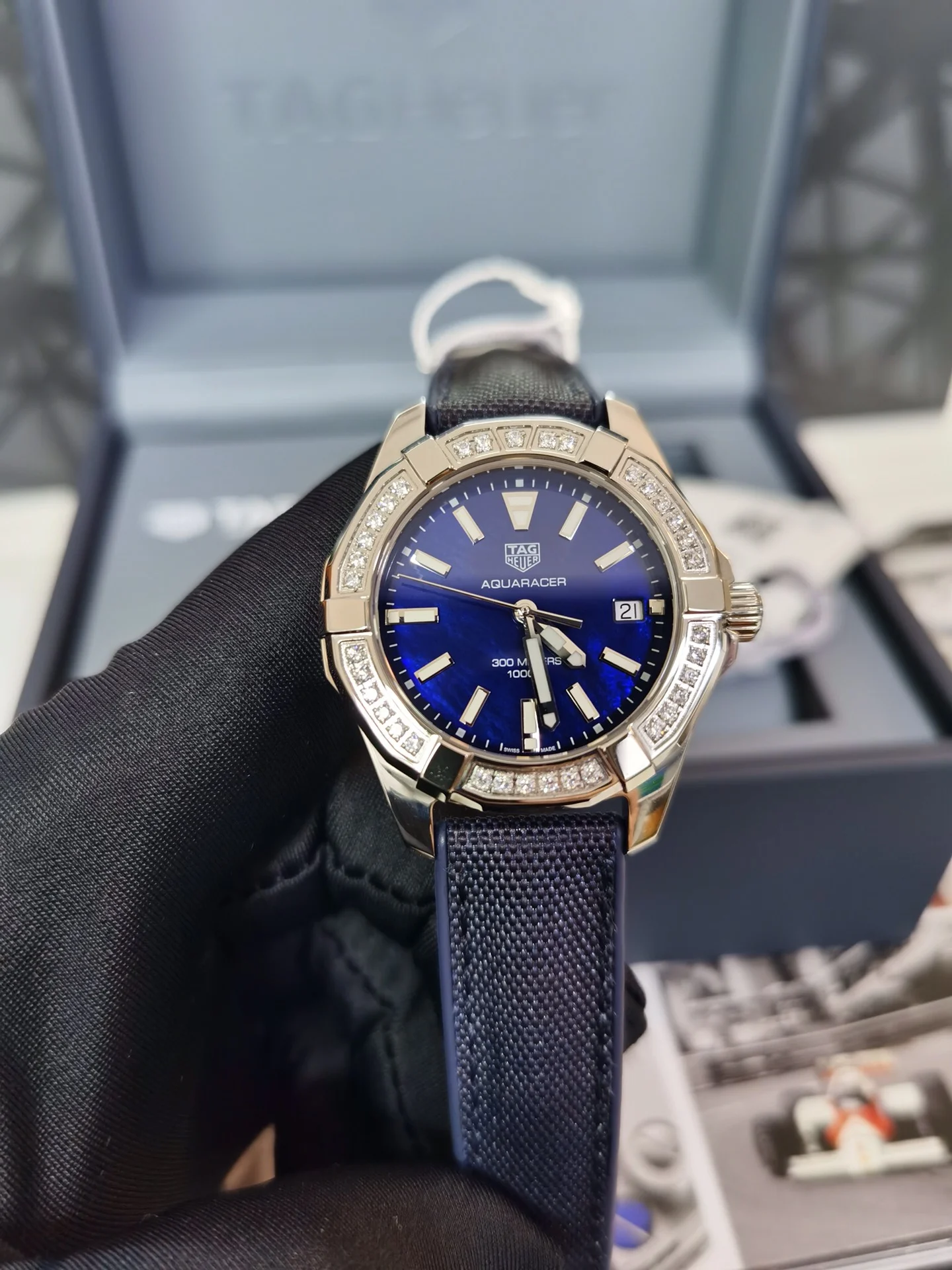 TAG Heuer Aquaracer Watch 35 mm — Image 3