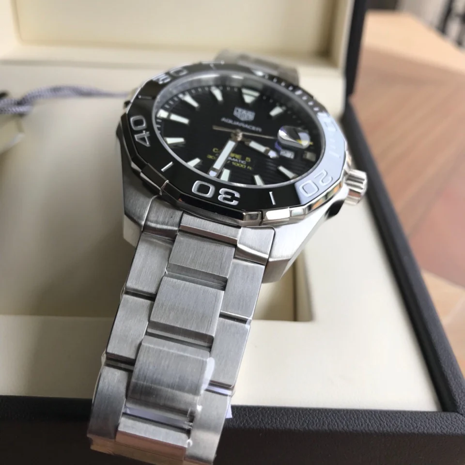 TAG Heuer Aquaracer Watch 43 mm — Image 5
