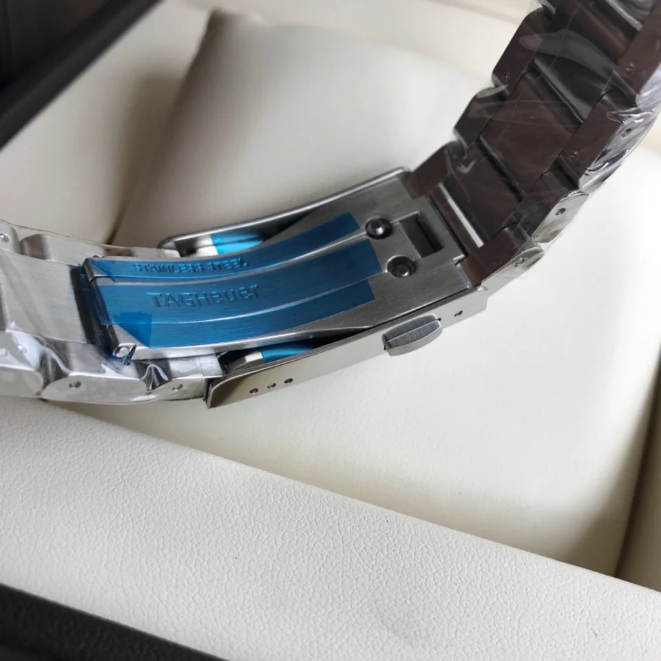 TAG Heuer Aquaracer Watch 43 mm — Image 7