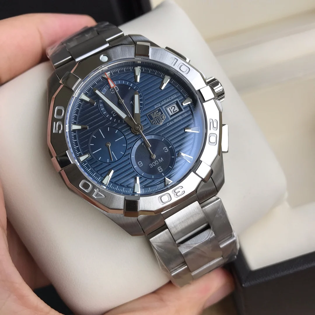 TAG Heuer Aquaracer Watch 43 mm — Image 8