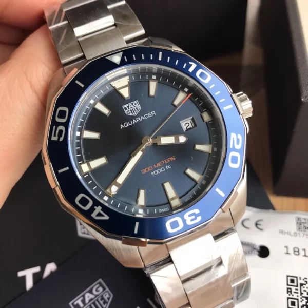 TAG Heuer Aquaracer Watch 43 mm — Image 1