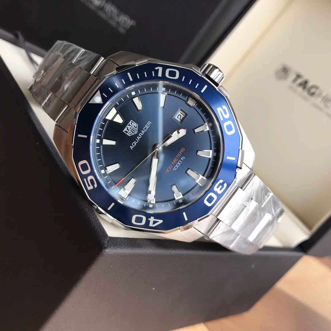 TAG Heuer Aquaracer Watch 43 mm — Image 4