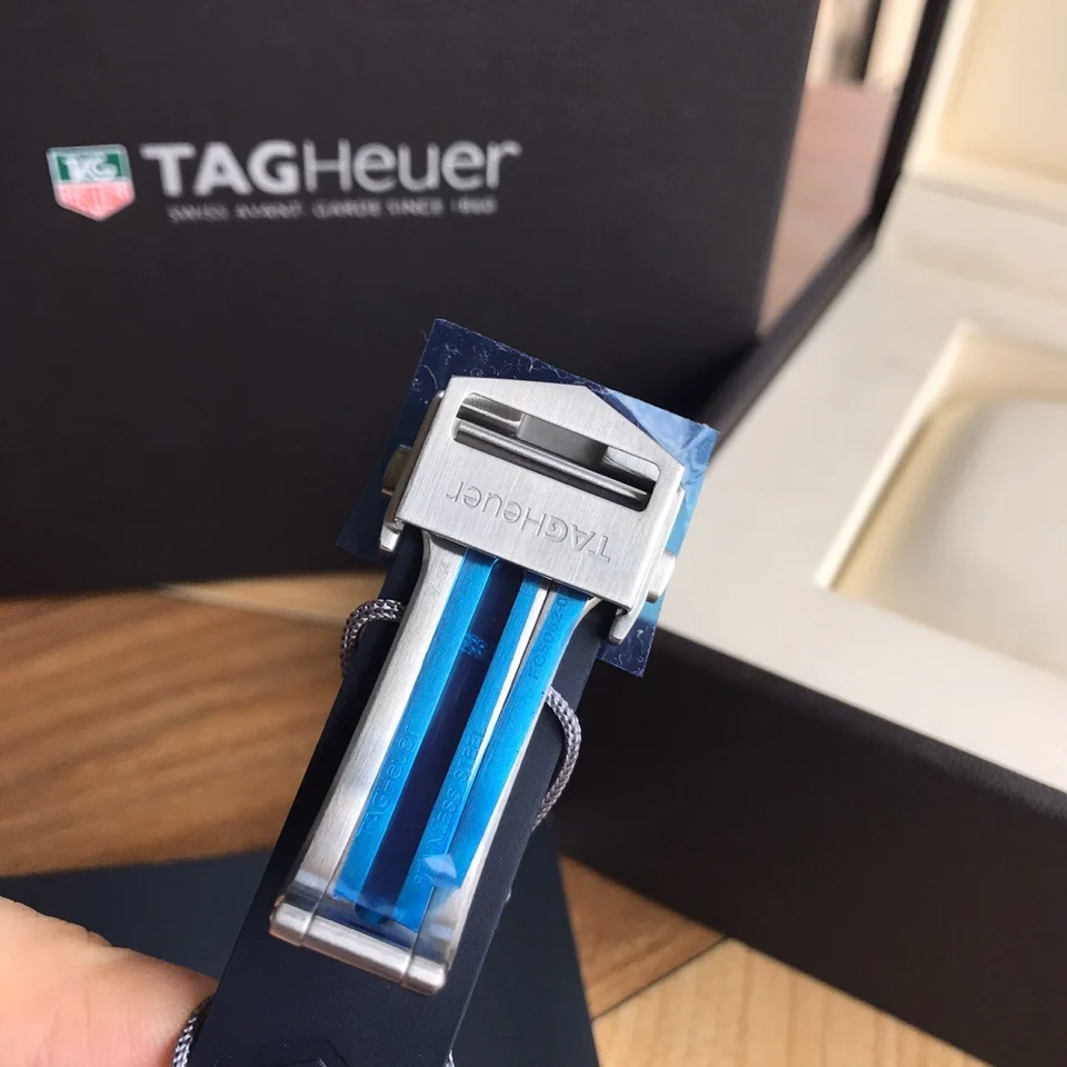TAG Heuer Aquaracer Watch 43 mm — Image 8