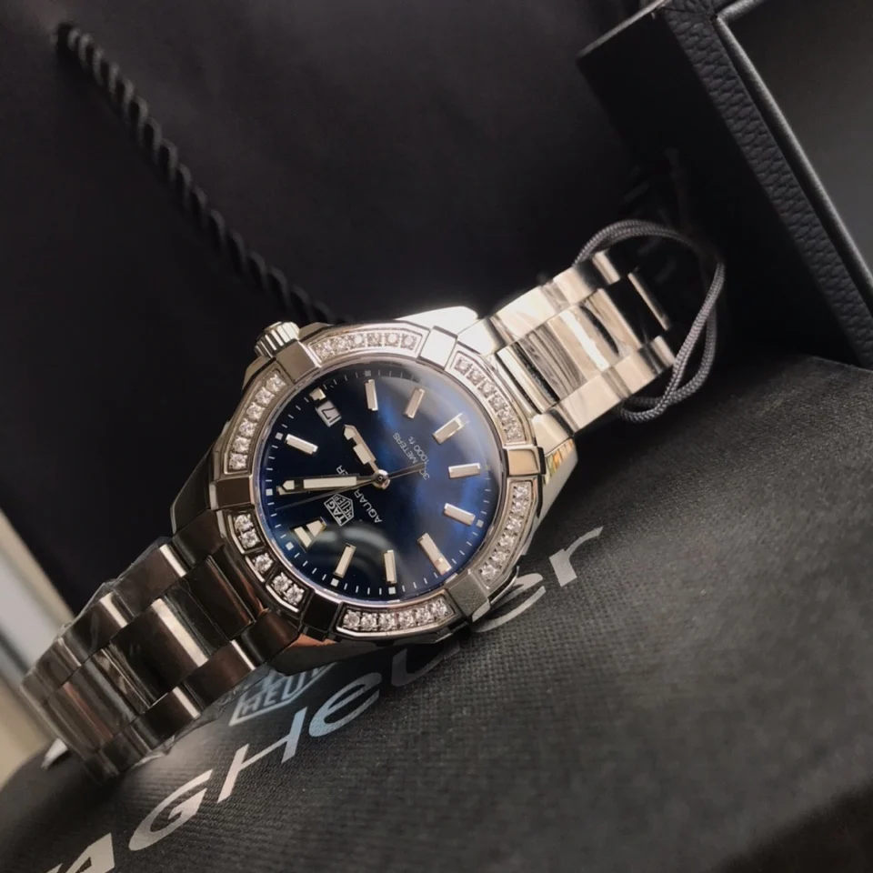 TAG Heuer Aquaracer Watch 35 mm — Image 3