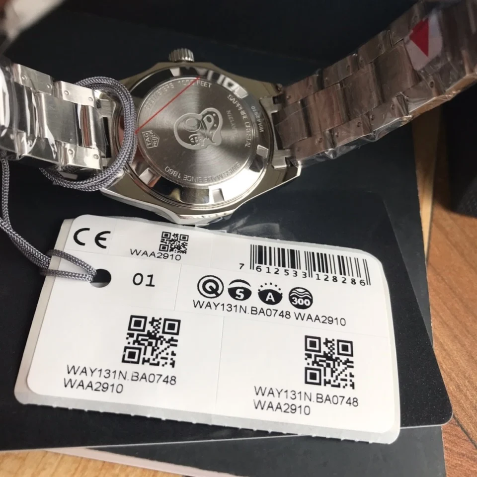 TAG Heuer Aquaracer Watch 35 mm — Image 9